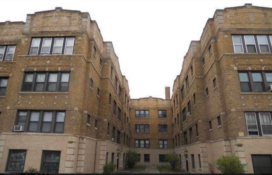 4817 N Springfield Avenue #1E — Chicago, IL 60625