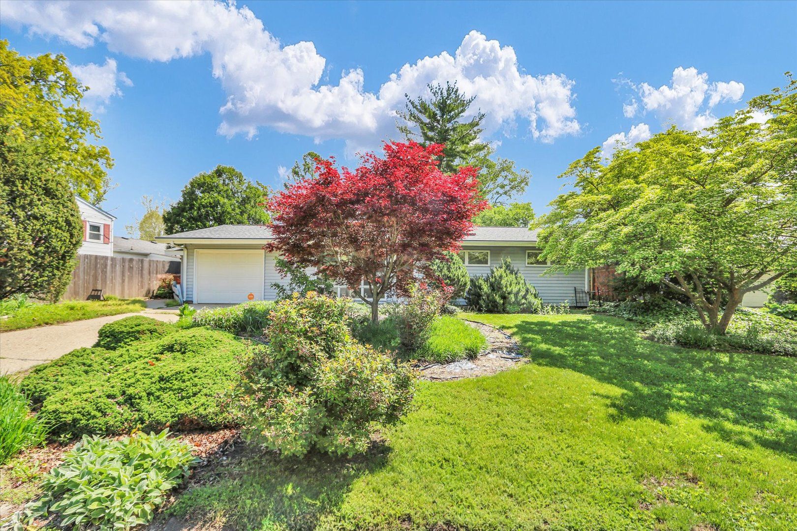 1302 Briarwood Drive — Champaign, IL 61821