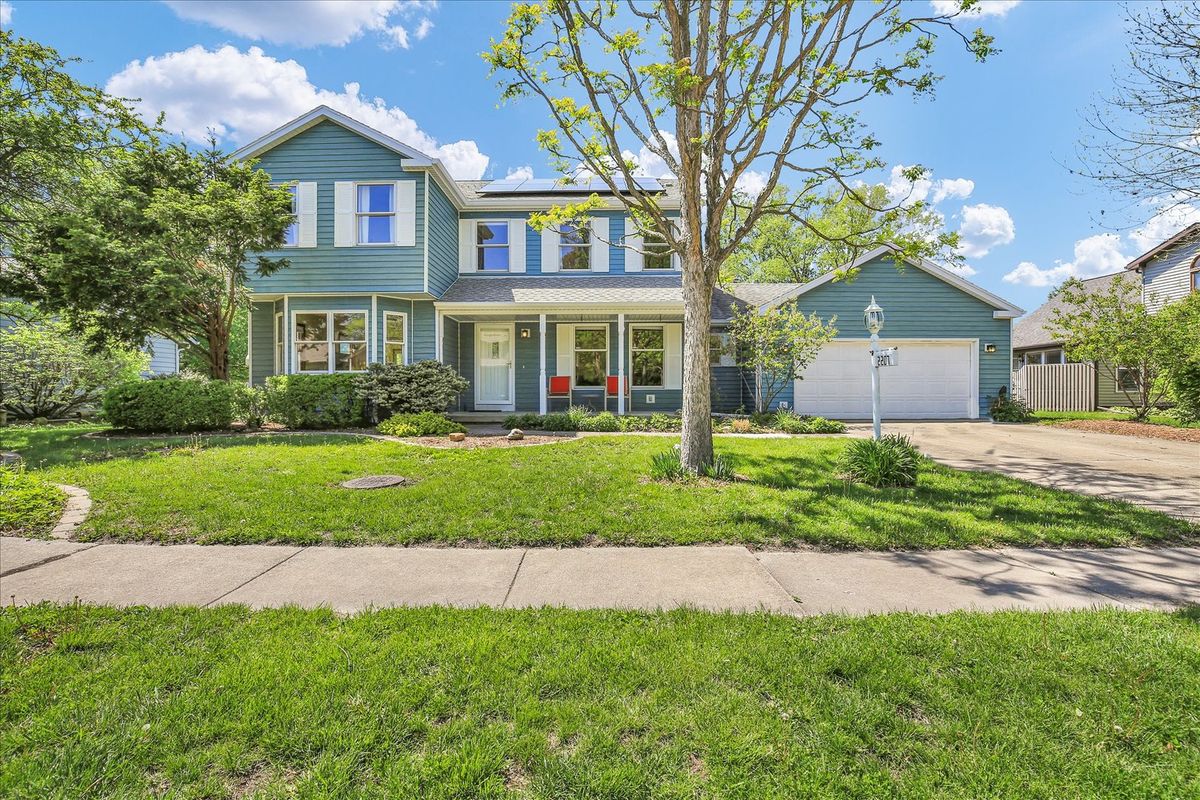 2207 ODONNELL Drive, Champaign, IL 61821