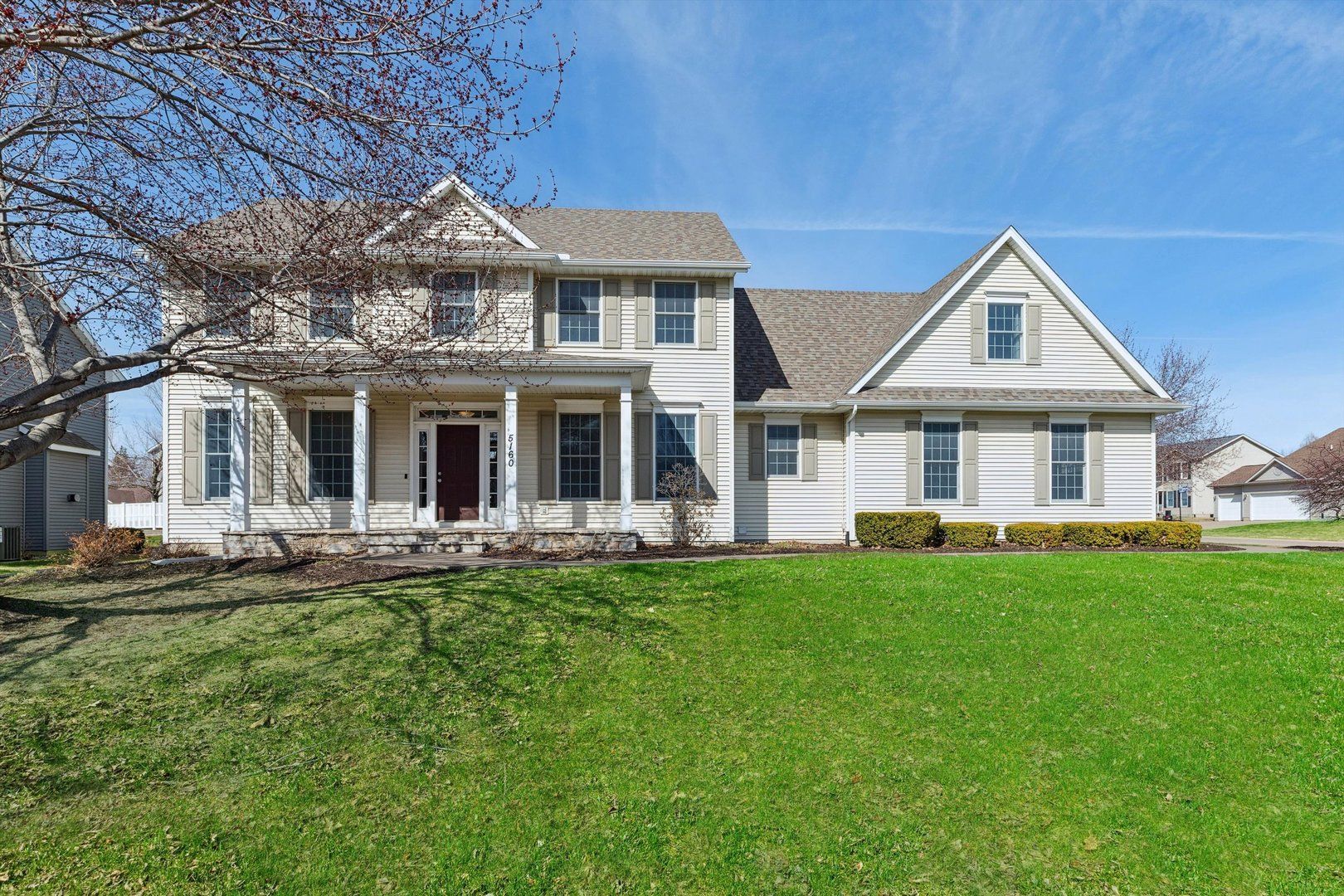 5160 Charter Oaks Drive — Bettendorf, IA 52722