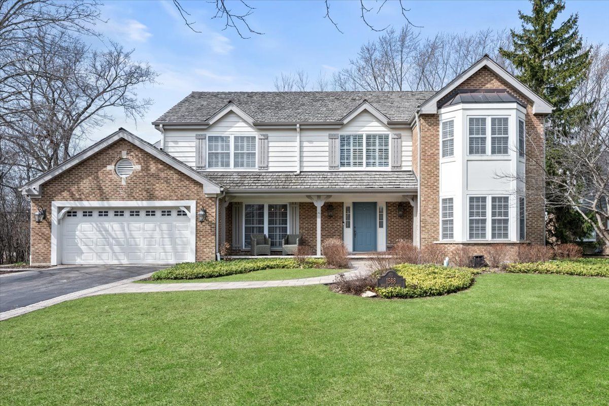 1588 White Oak Road — Lake Forest, IL 60045