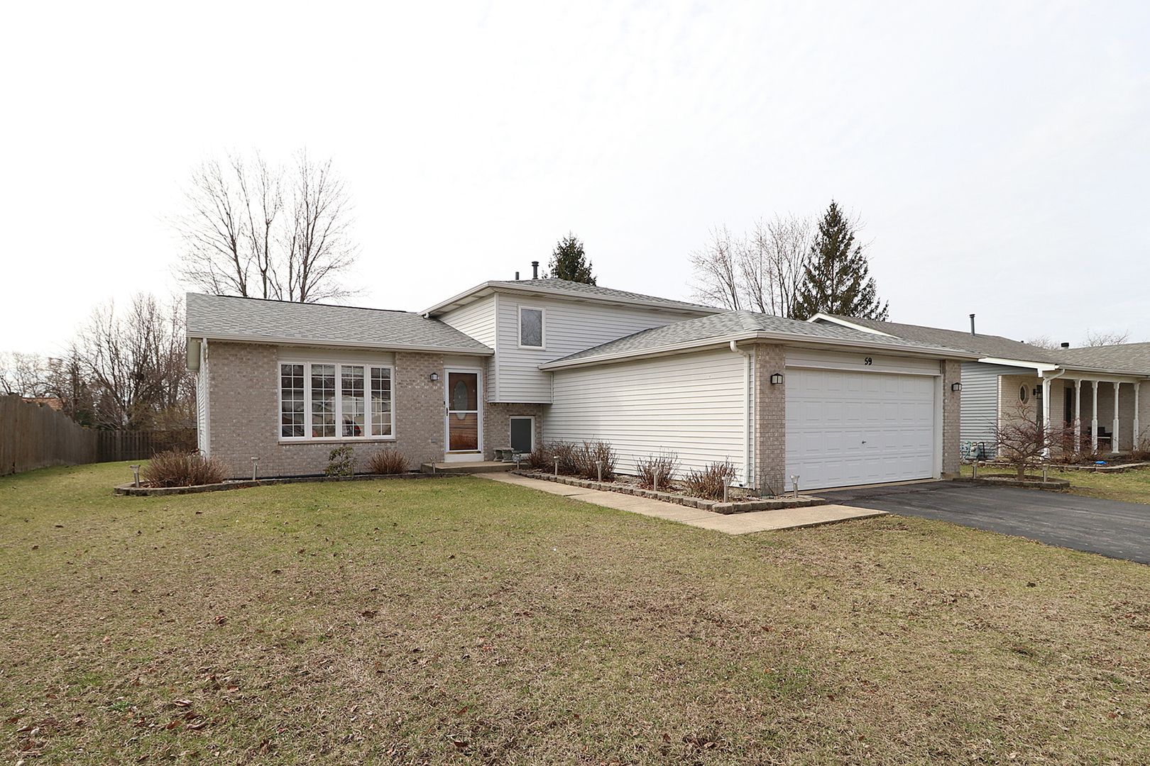 59 AUSTRIAN Drive — Romeoville, IL 60446