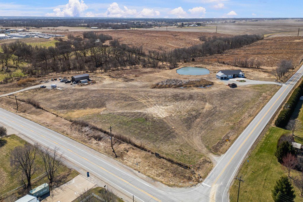 0 145 Street, Davenport, IA 52804