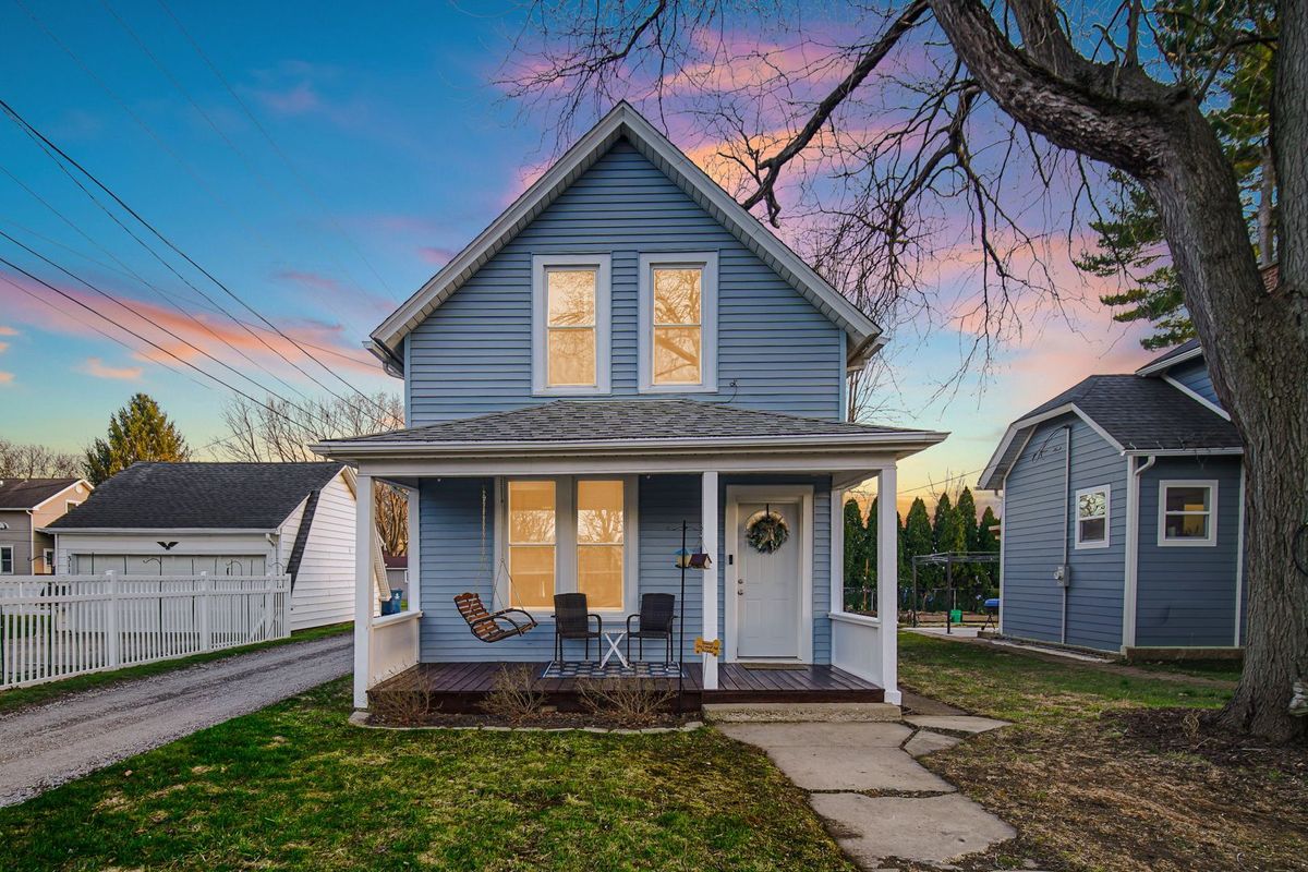 317 2ND Street, Momence, IL 60954