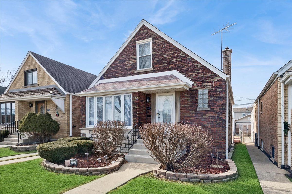 5152 S Lawler Street — Chicago, IL 60638