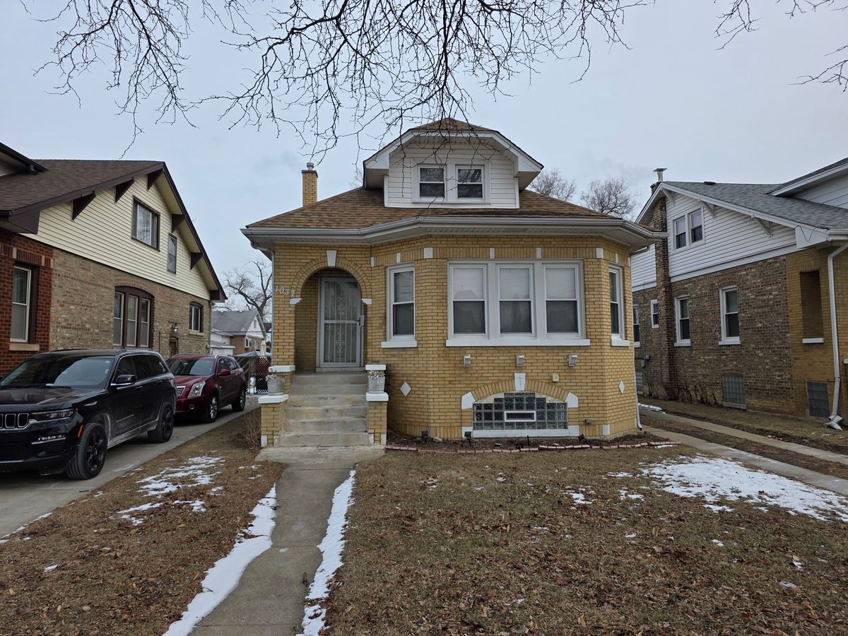 1037 24th Avenue, Bellwood, IL 60104