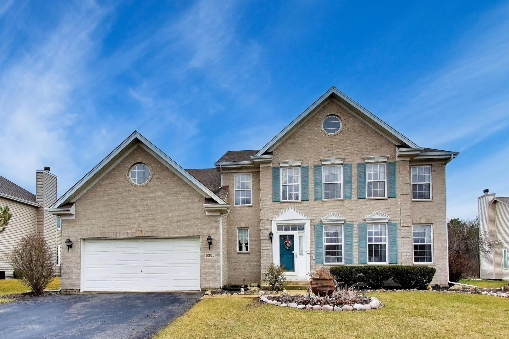5355 Galloway Drive — Hoffman Estates, IL 60192