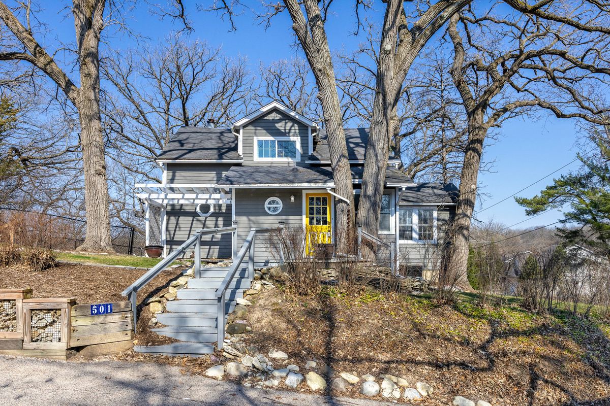 501 Ski Hill Road, Fox River Grove, IL 60021