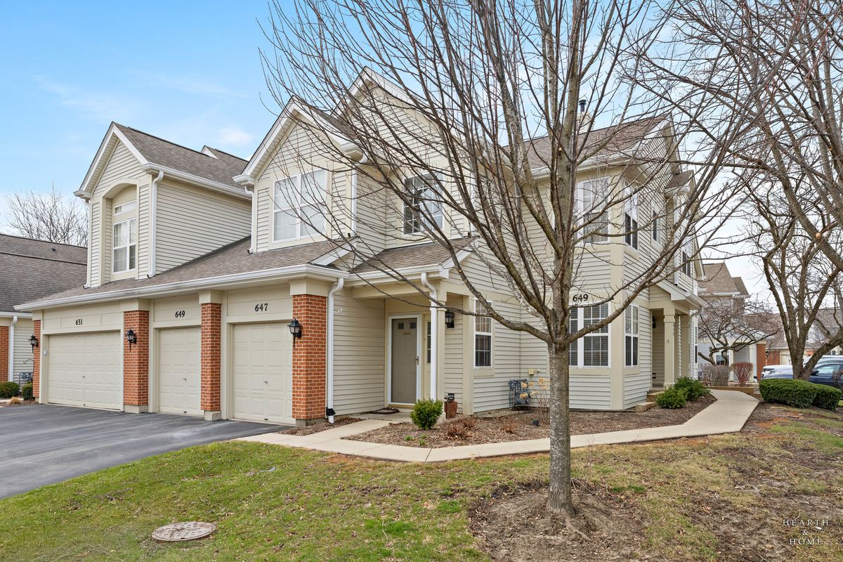 649 Mulberry Drive, Prospect Heights, IL 60070