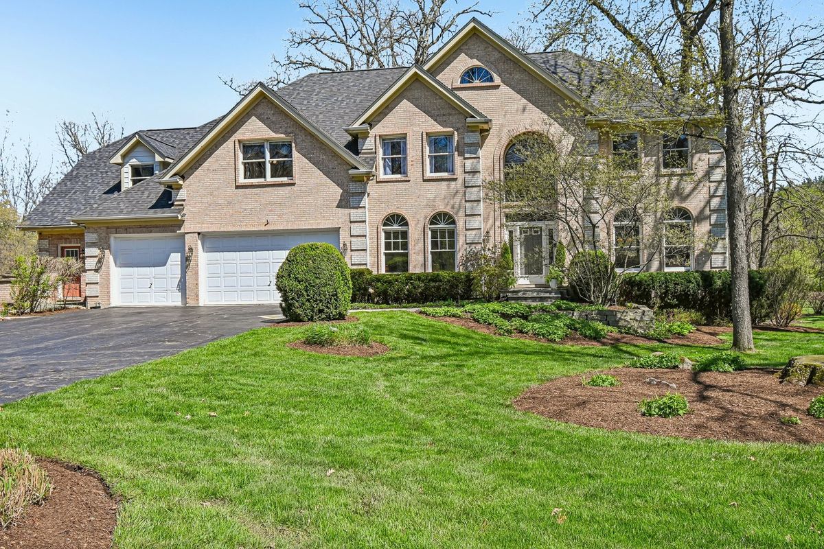 3N681 Trotter Lane, St. Charles, IL 60175