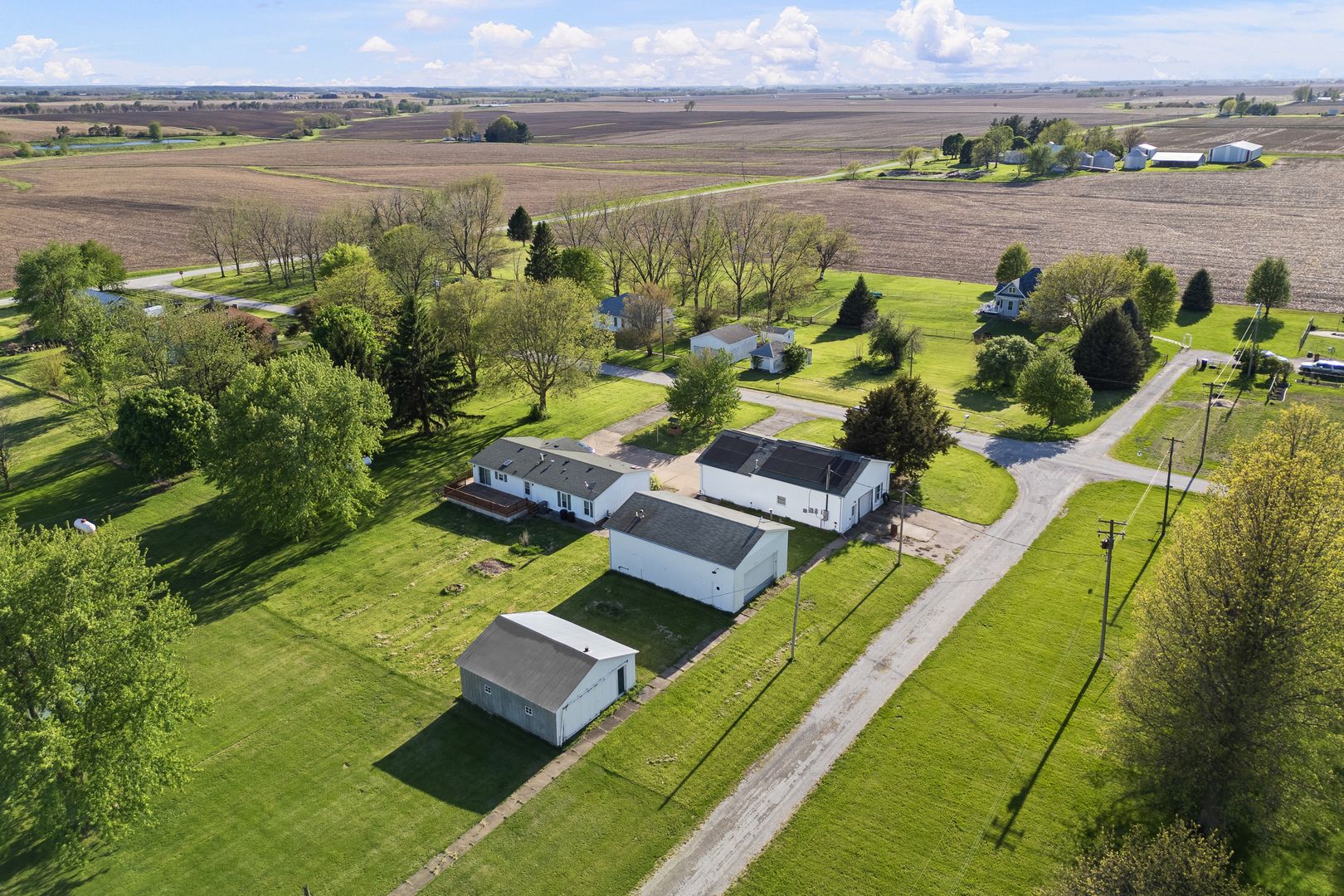 409 233rd Street — Aledo, IL 61231