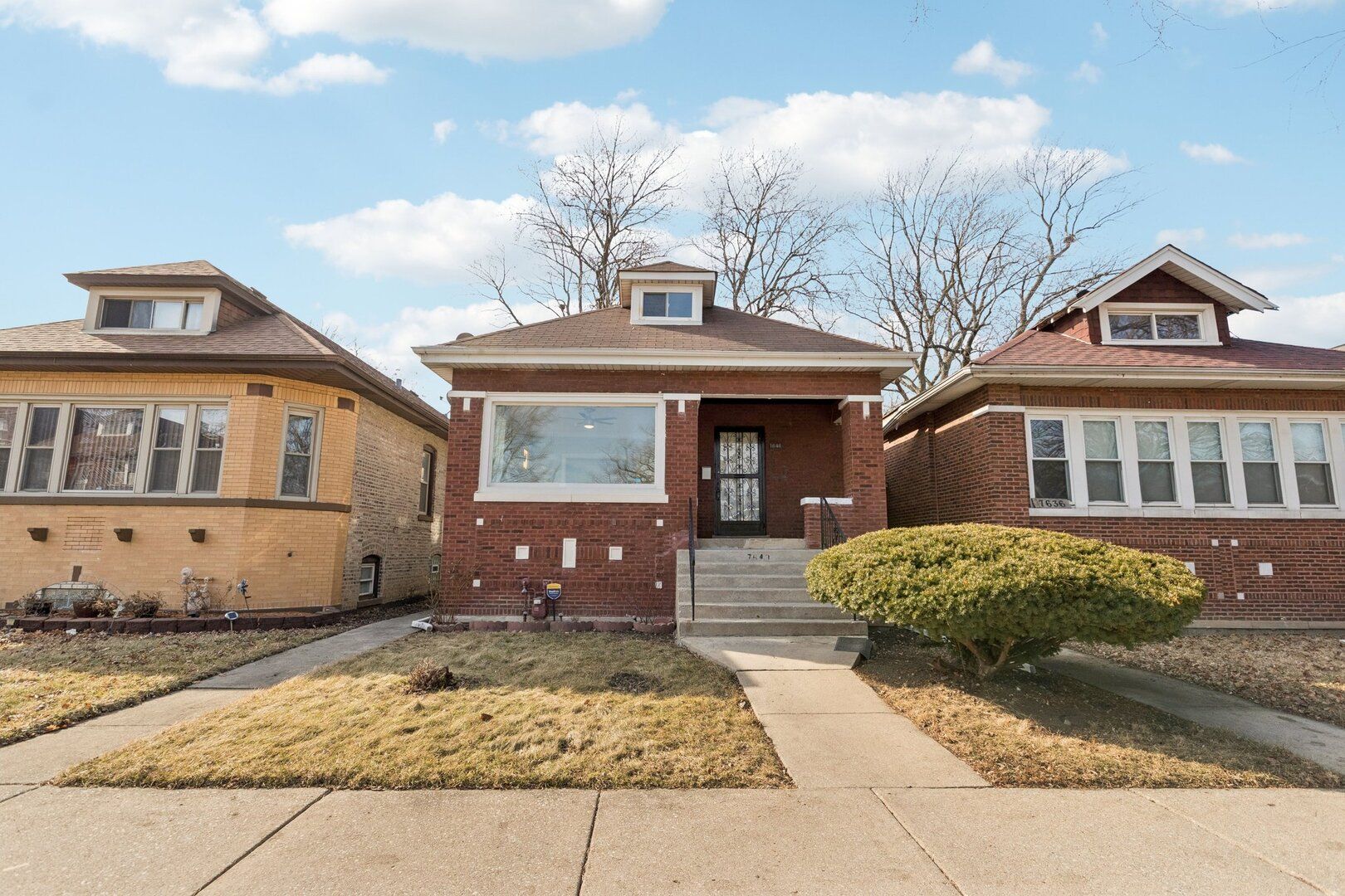 7640 S Bishop Street — Chicago, IL 60620