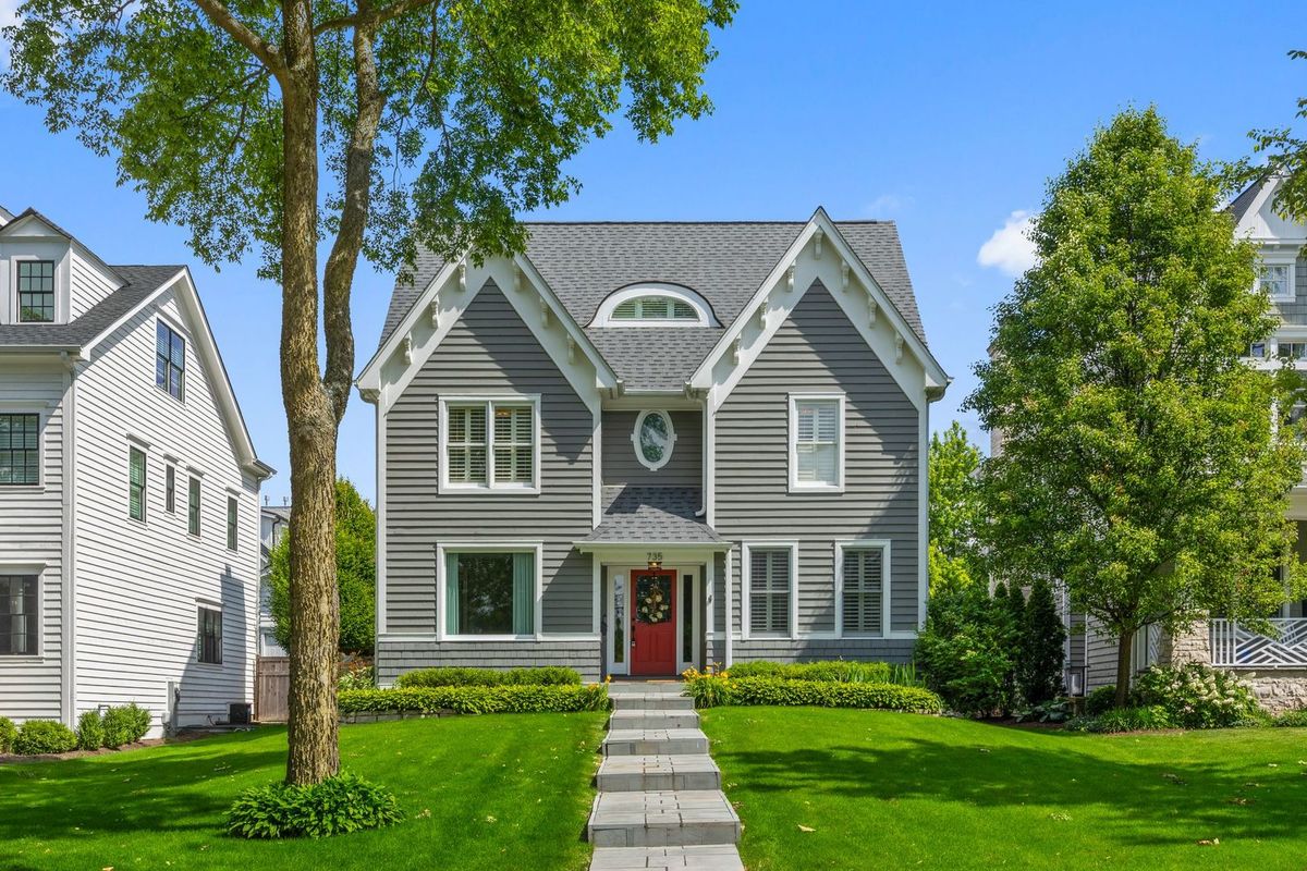 735 8th Street, Hinsdale, IL 60521