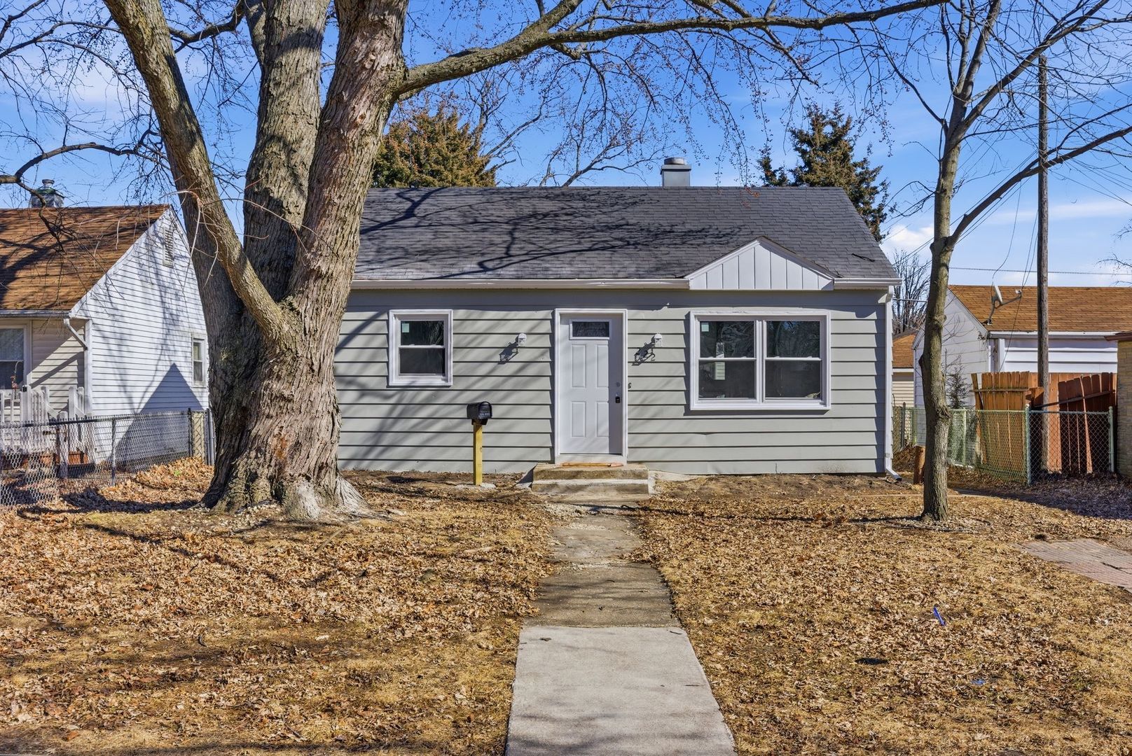 222 Park Drive — Joliet, IL 60436
