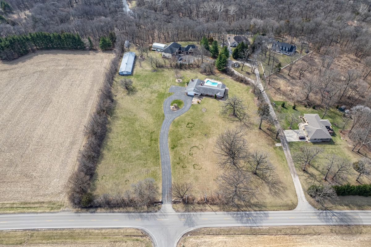 15600 Griswold Springs Road, Plano, IL 60545