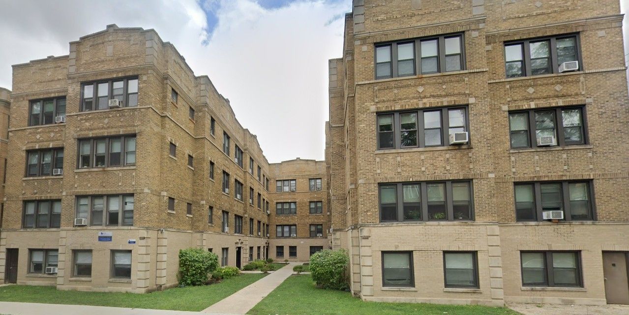 4821 Springfield Avenue — Chicago, IL 60625