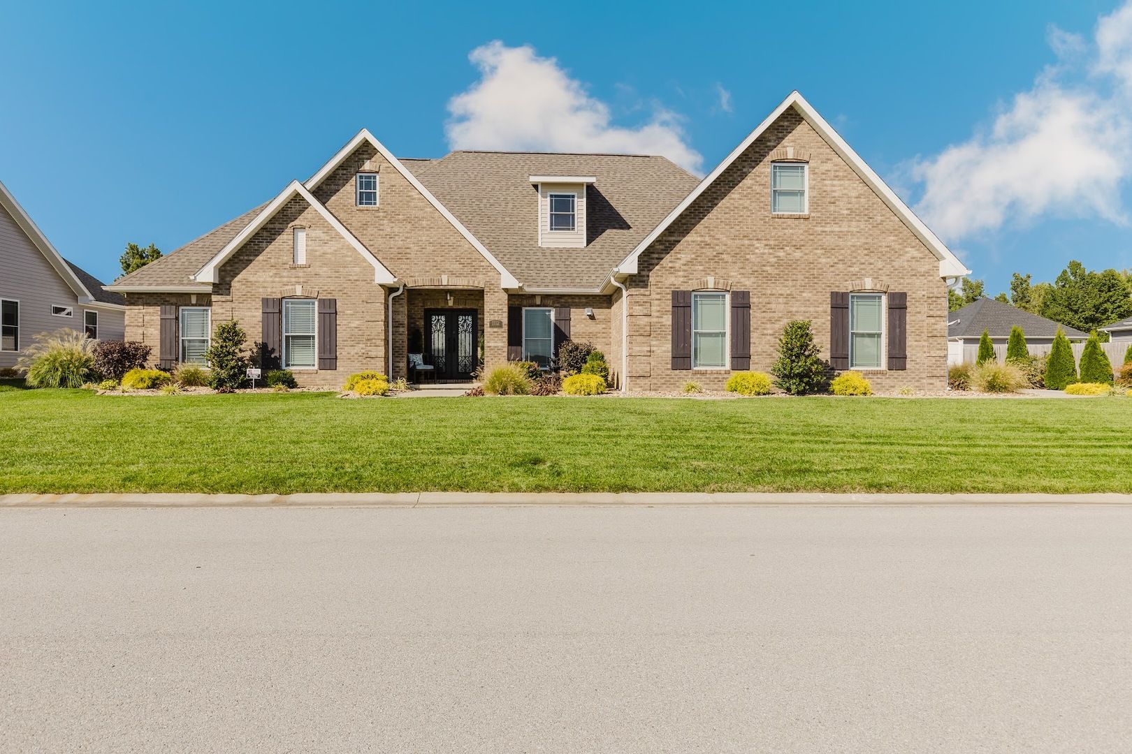 1112 Daybreak Drive — Marion, IL 62959