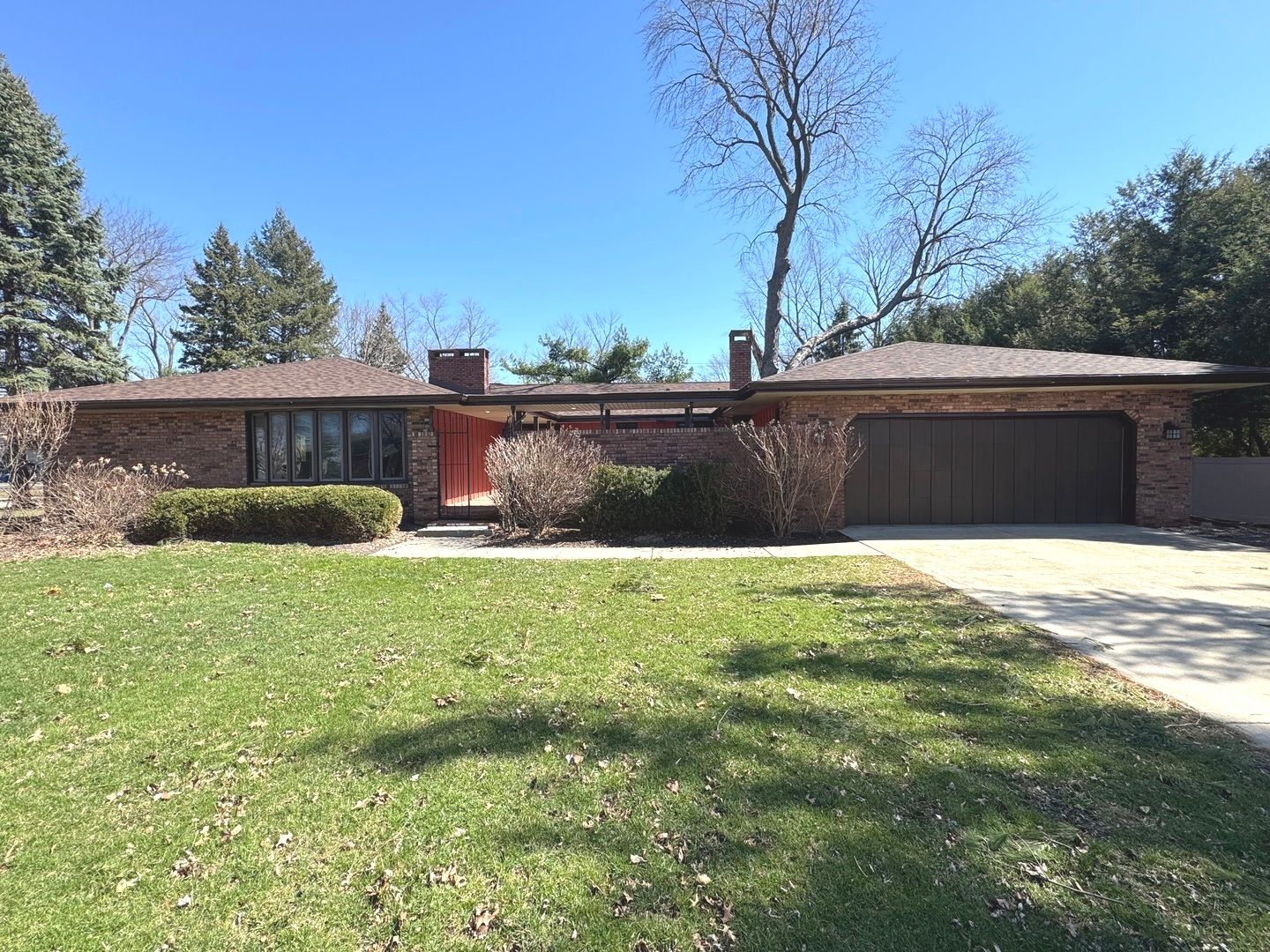 210 S Small Avenue — Kankakee, IL 60901