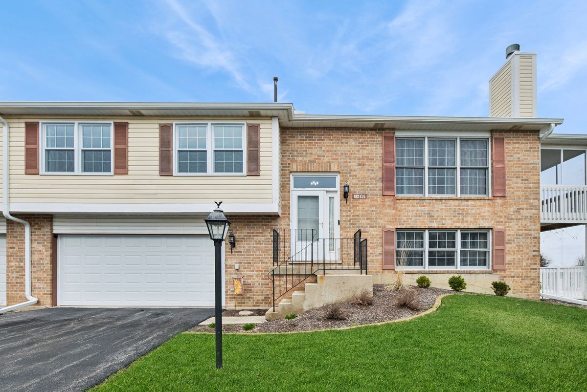 10121 Cambridge Court, Mokena, IL 60448