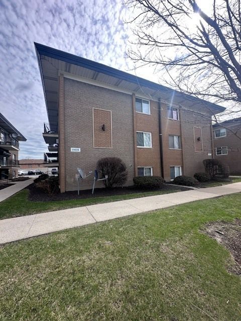 11635 S Pulaski Road #1A — Alsip, IL 60803