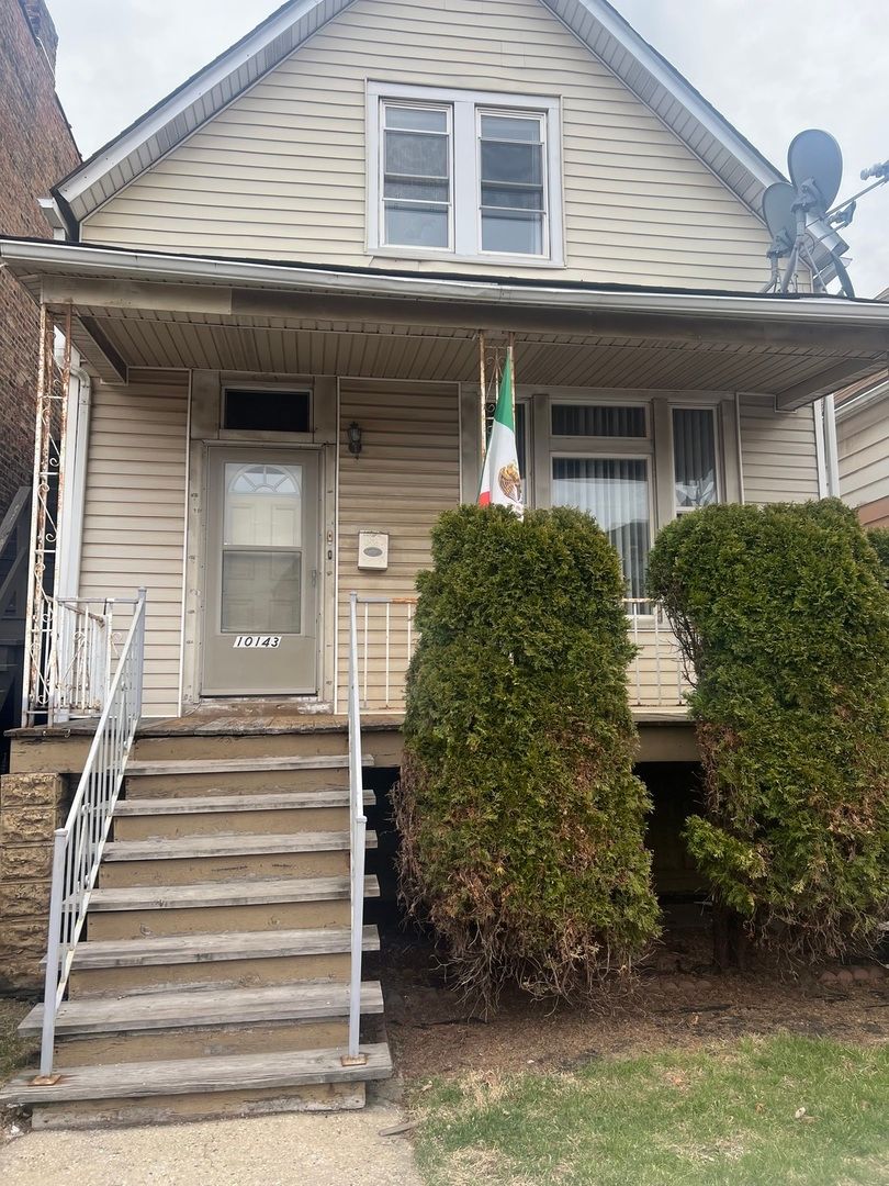 10143 Avenue L Avenue, Chicago, IL 60617