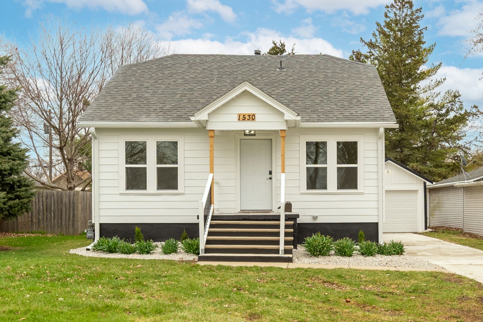 1530 Chartres Street — Lasalle, IL 61301