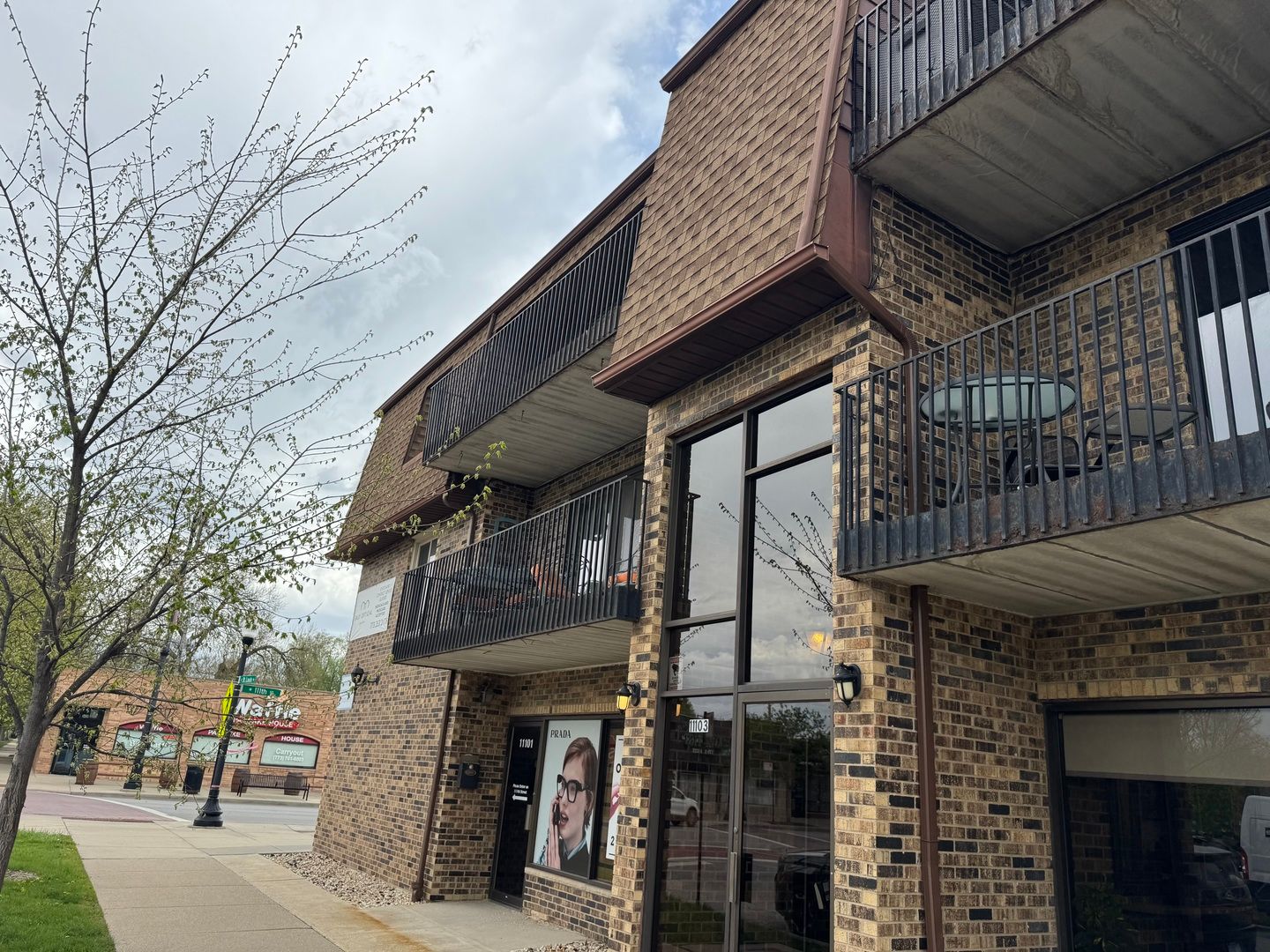 11103 St Louis Avenue — Chicago, IL 60655