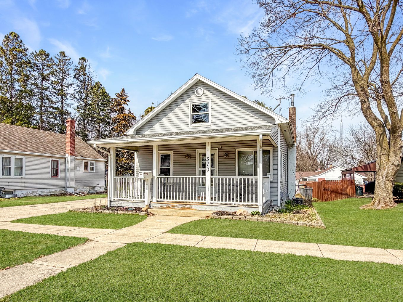 510 W Dewey Street — Freeport, IL 61032
