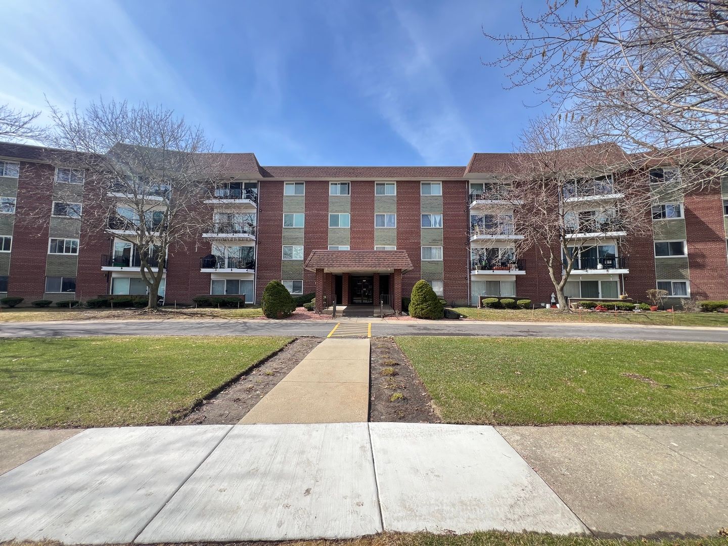 1030 S Fernandez Avenue #3N — Arlington Heights, IL 60005
