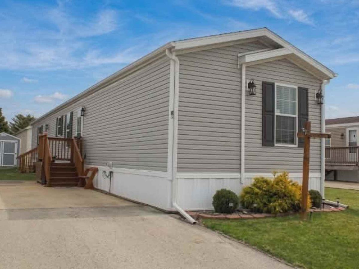 83 St. George Drive, Bourbonnais, IL 60914