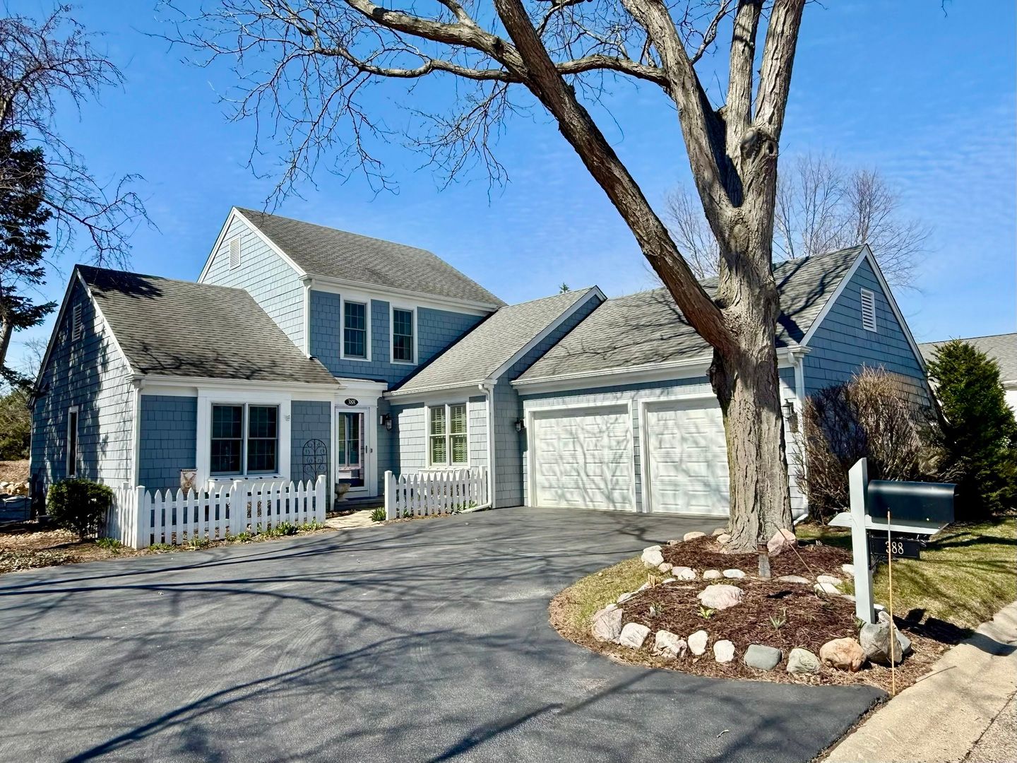 388 Narragansett Court — Crystal Lake, IL 60012