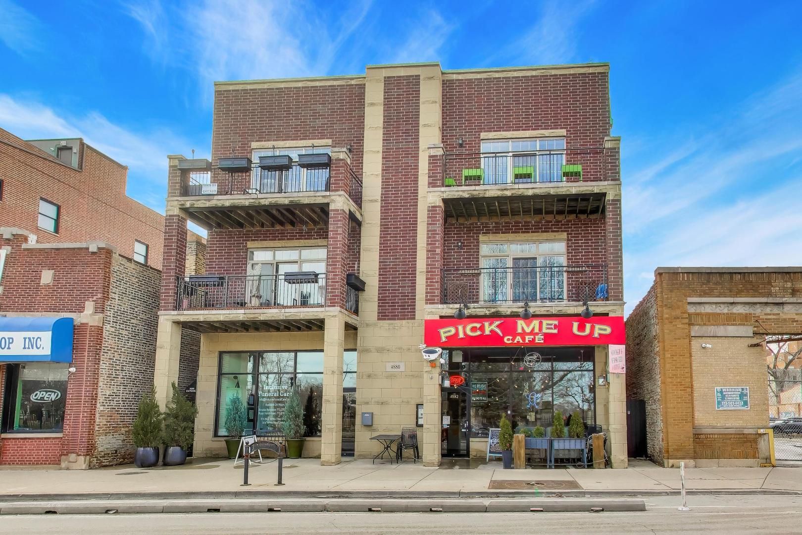4880 N Clark Street #2A — Chicago, IL 60640