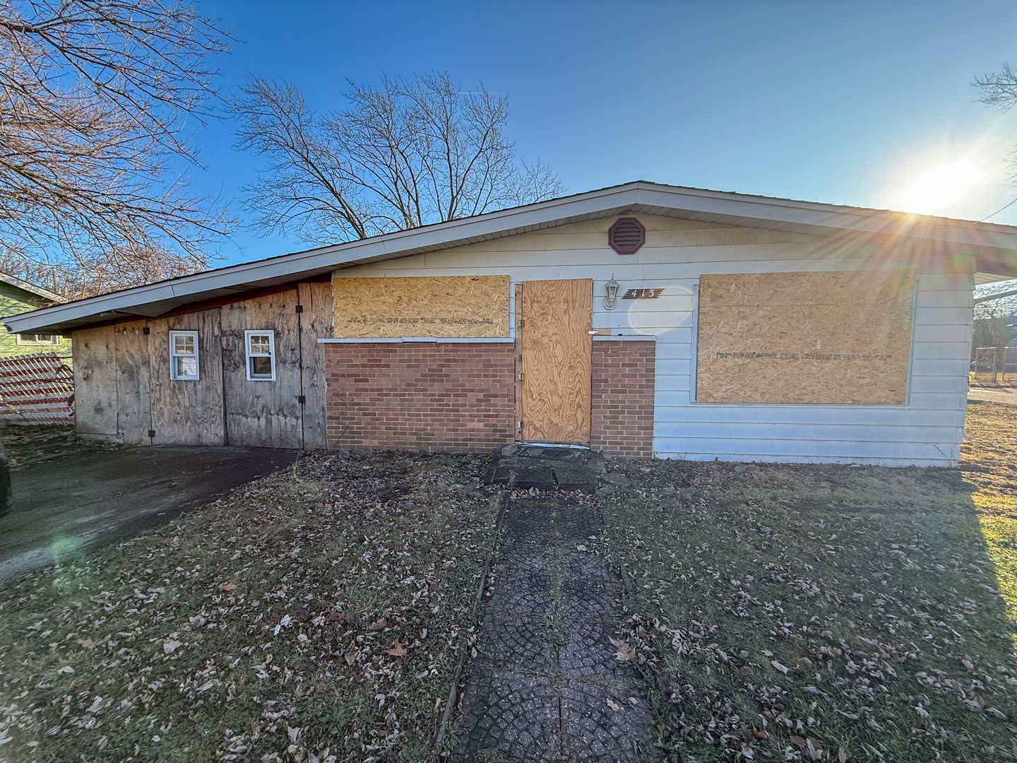 413 W Winthrop Avenue — Addison, IL 60101