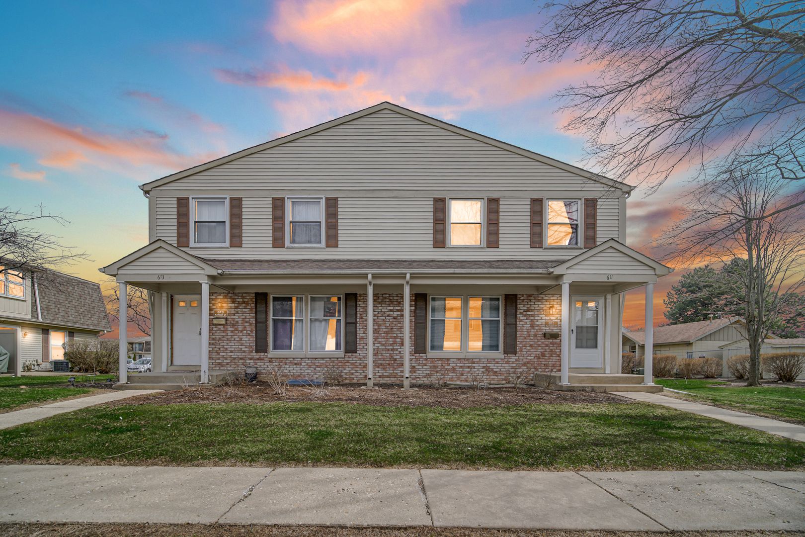 611 Kendall Court — Schaumburg, IL 60194