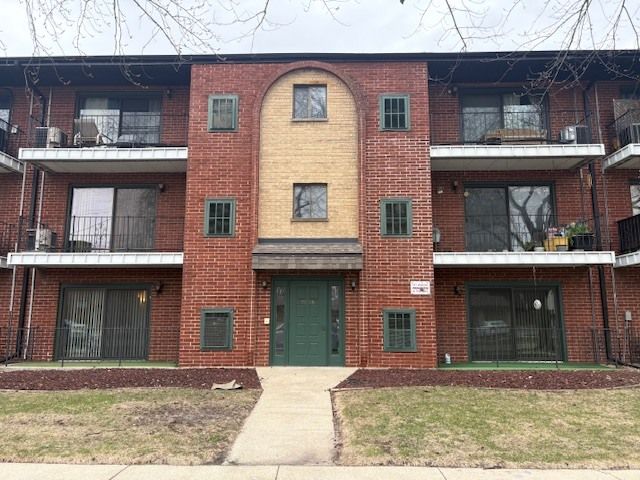 7006 W 98th Street #1B — Chicago Ridge, IL 60415