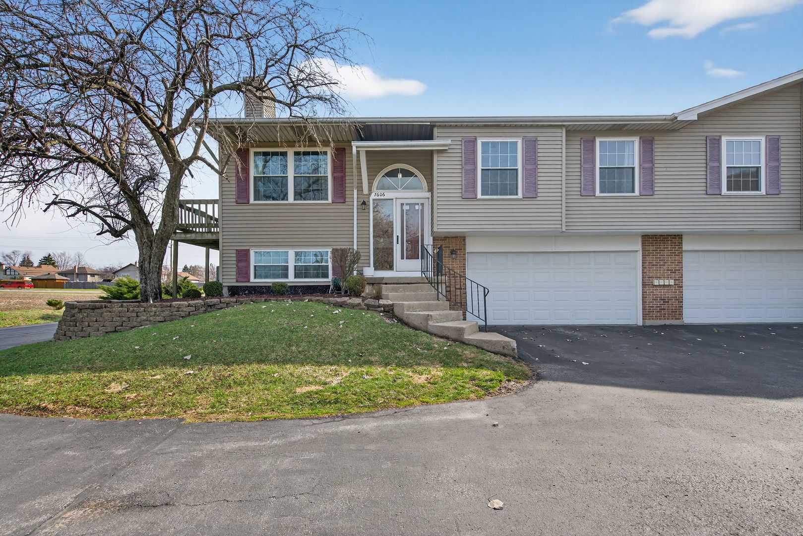 7606 W Saint Francis Road #0 — Frankfort, IL 60423