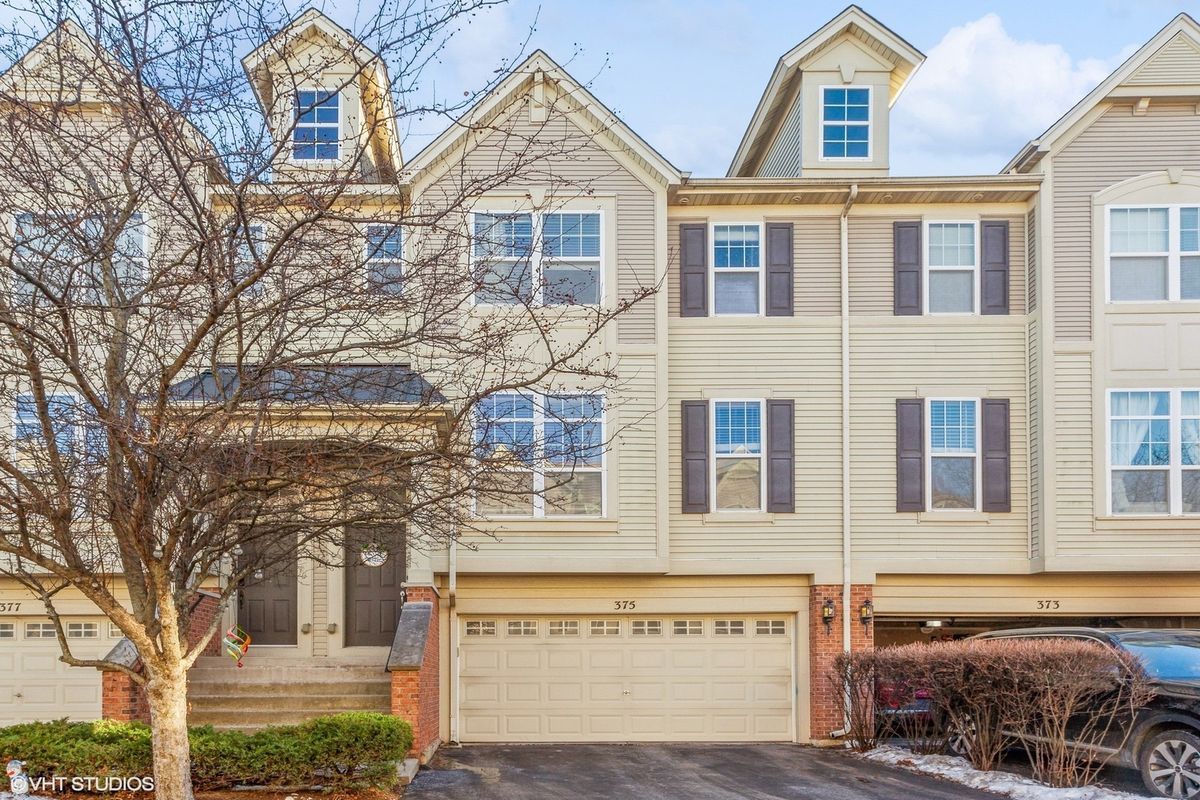 375 Commerce Street, Aurora, IL 60504