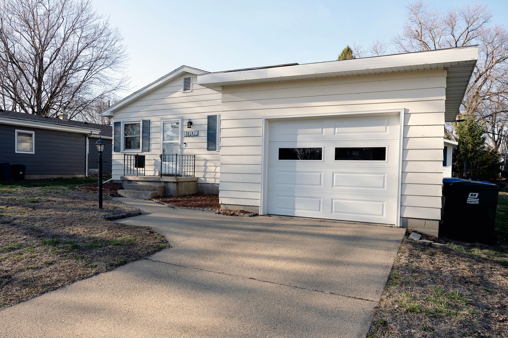 1009 Charles Street — Rock Falls, IL 61071