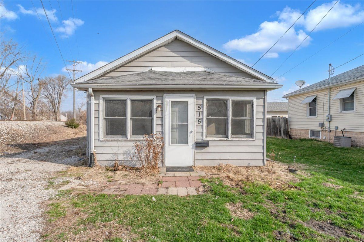 515 2nd Avenue W — Milan, IL 61264