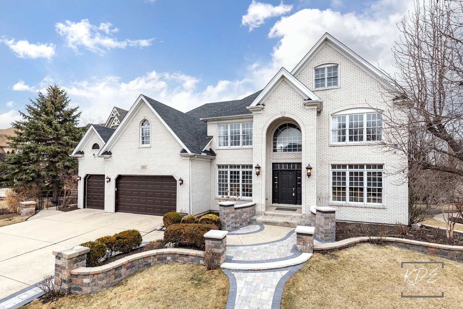 3307 Danlaur Court — Naperville, IL 60564