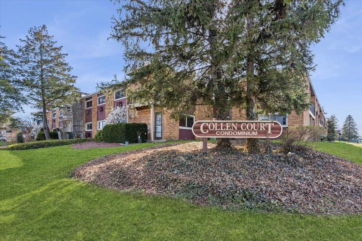 1320A Lore Lane #122 — Lombard, IL 60148