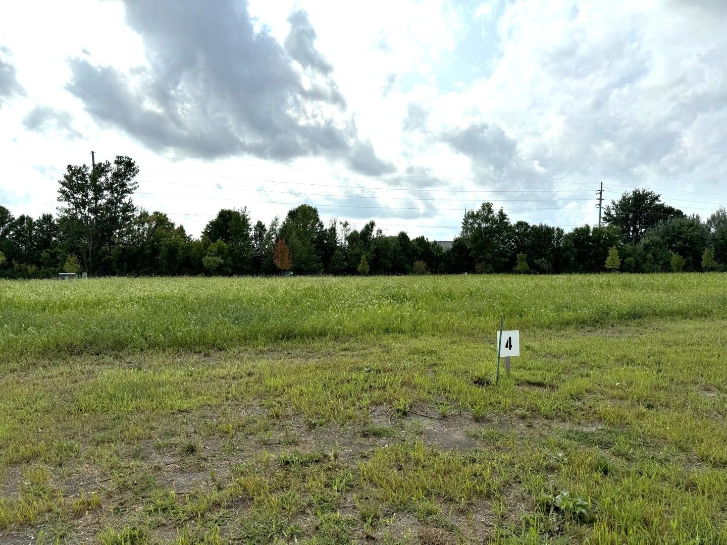 24 Brookside Drive — Peru, IL 61354