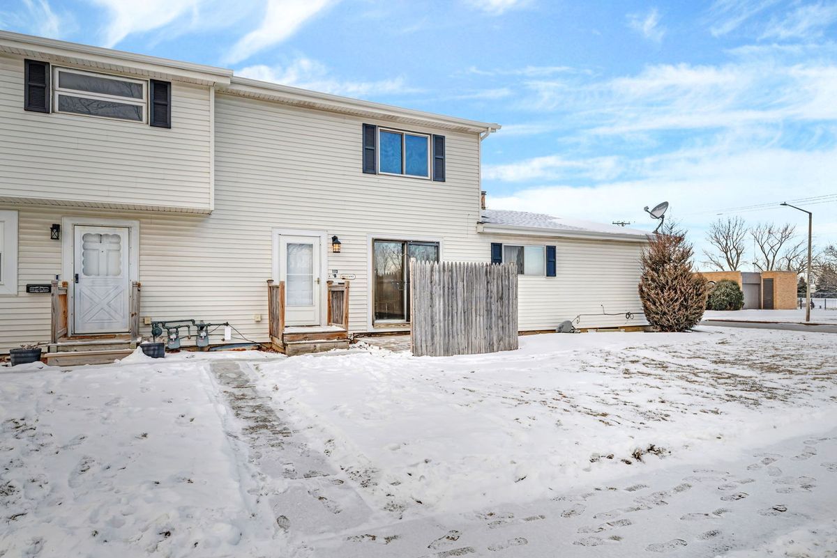 1113 Gael Drive, Joliet, IL 60435