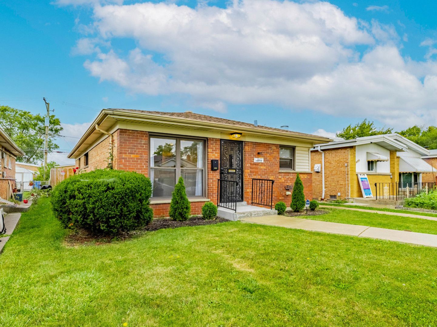 9430 S Parnell Avenue — Chicago, IL 60620