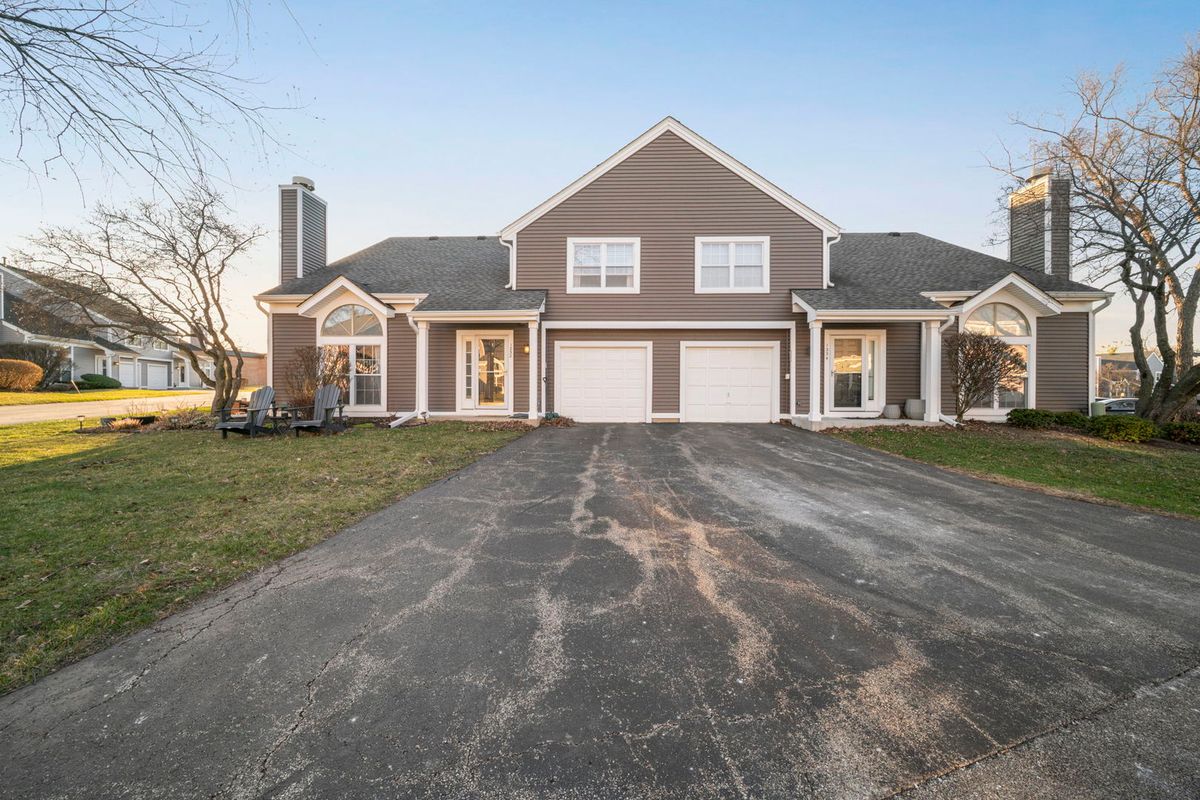 1232 Knollwood Drive, Palatine, IL 60067