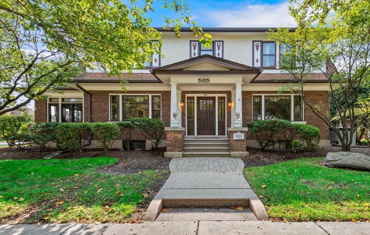 585 Park Street — Elgin, IL 60120