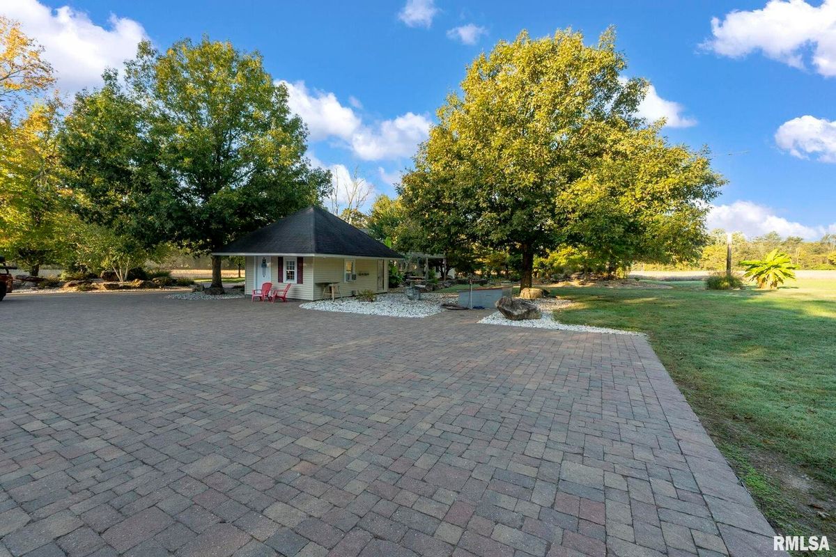 1810 Berryville Road, Jonesboro, IL 62952