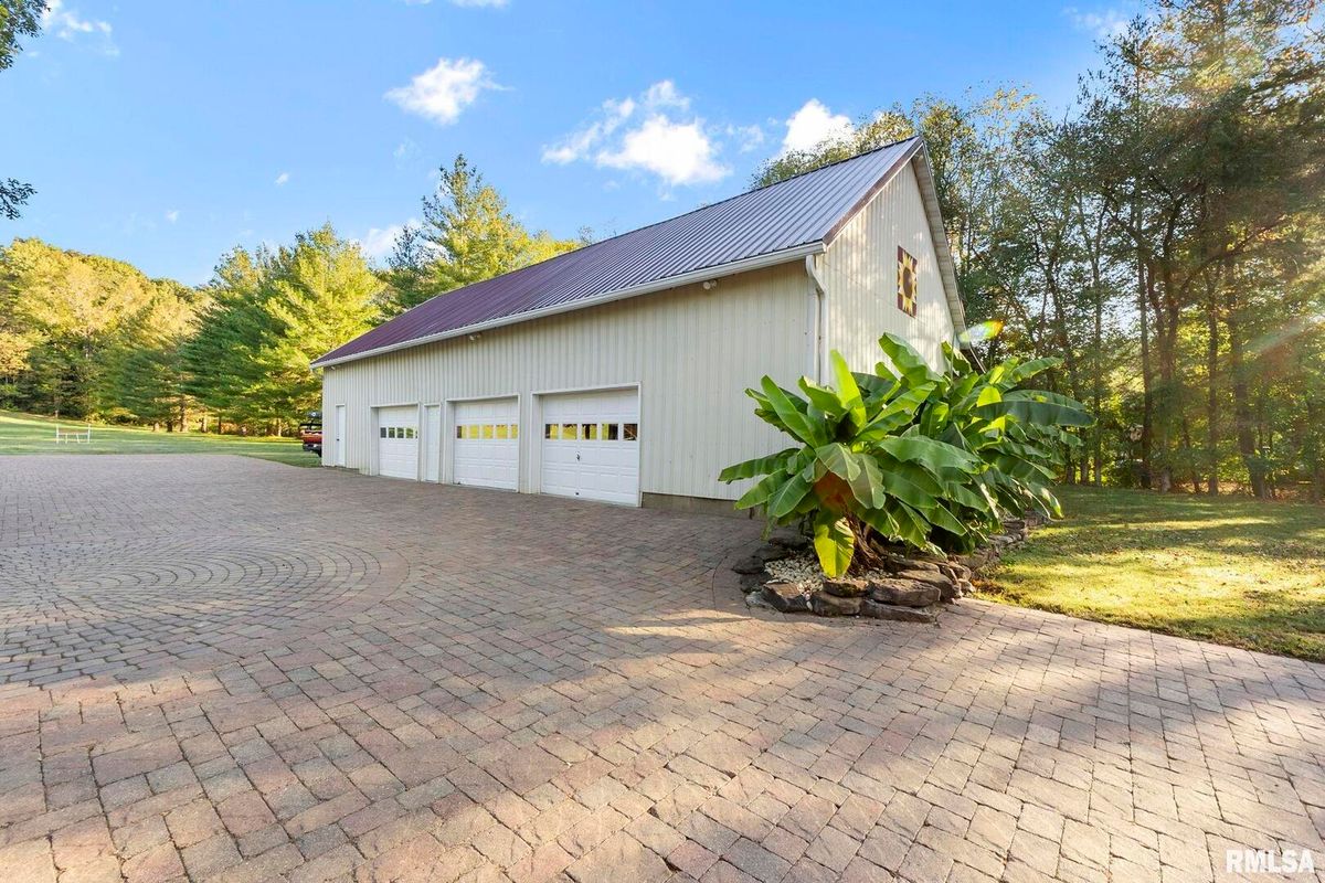1810 Berryville Road, Jonesboro, IL 62952
