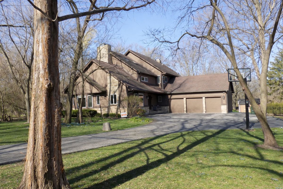 3S630 Glen Drive, Warrenville, IL 60555