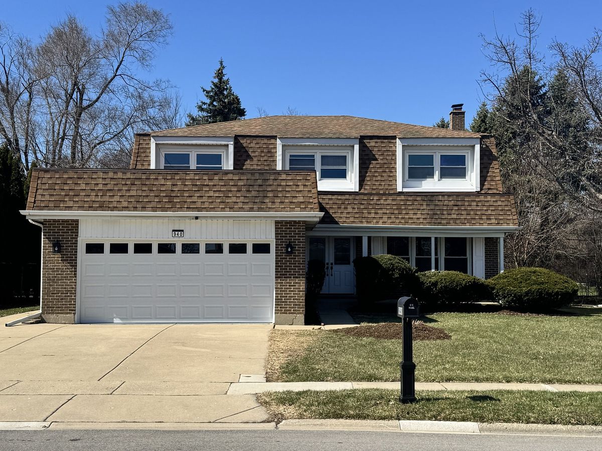 940 Tanglewood Drive, Wheeling, IL 60090